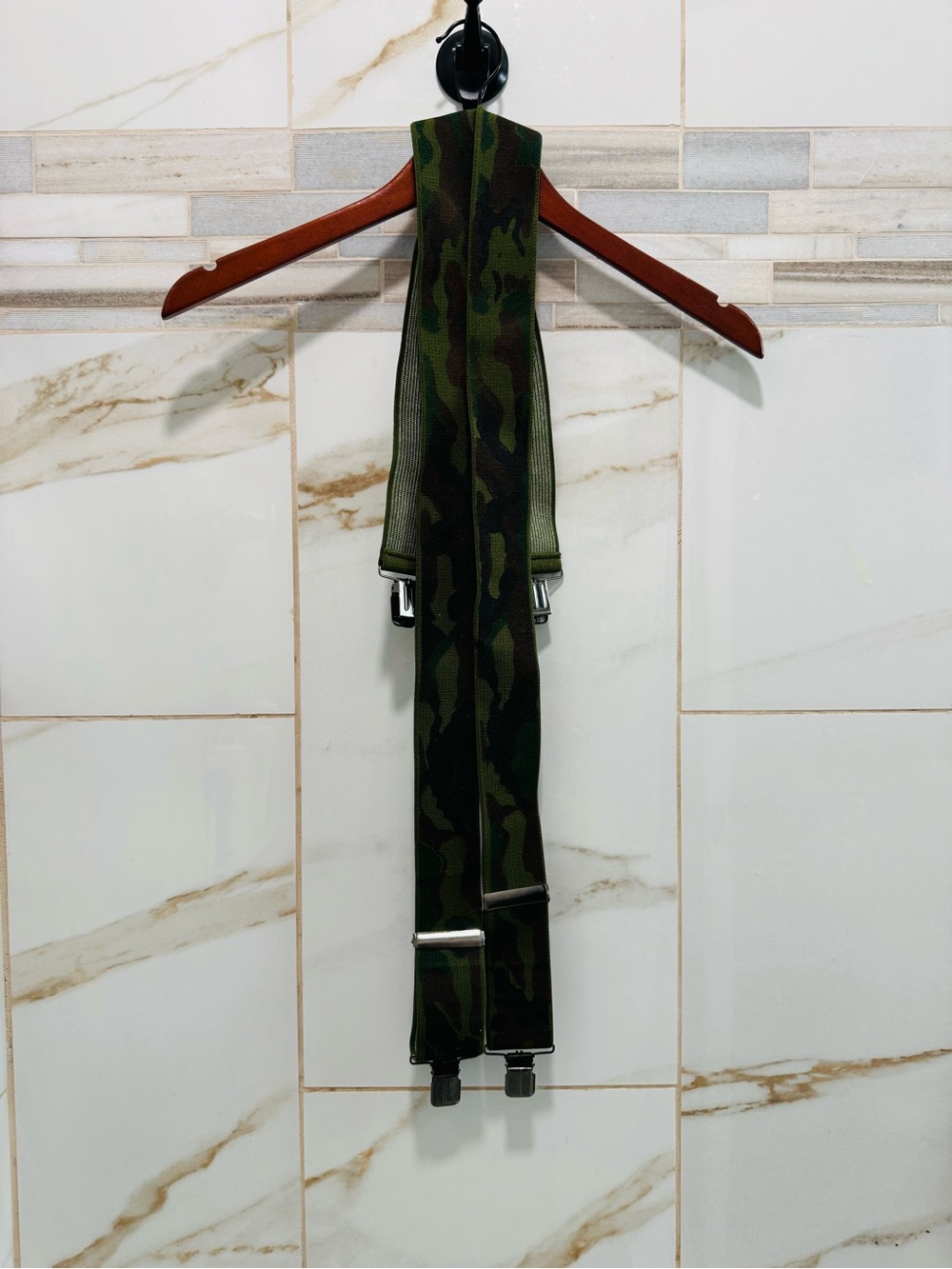 Camouflage clip Suspenders for Men - Green Camo adjustable 2” wide - Picture 8 of 8